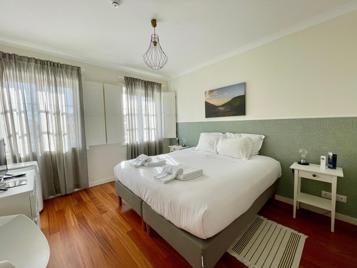 My Angra Charming House Hotel Angra do Heroismo Bagian luar foto