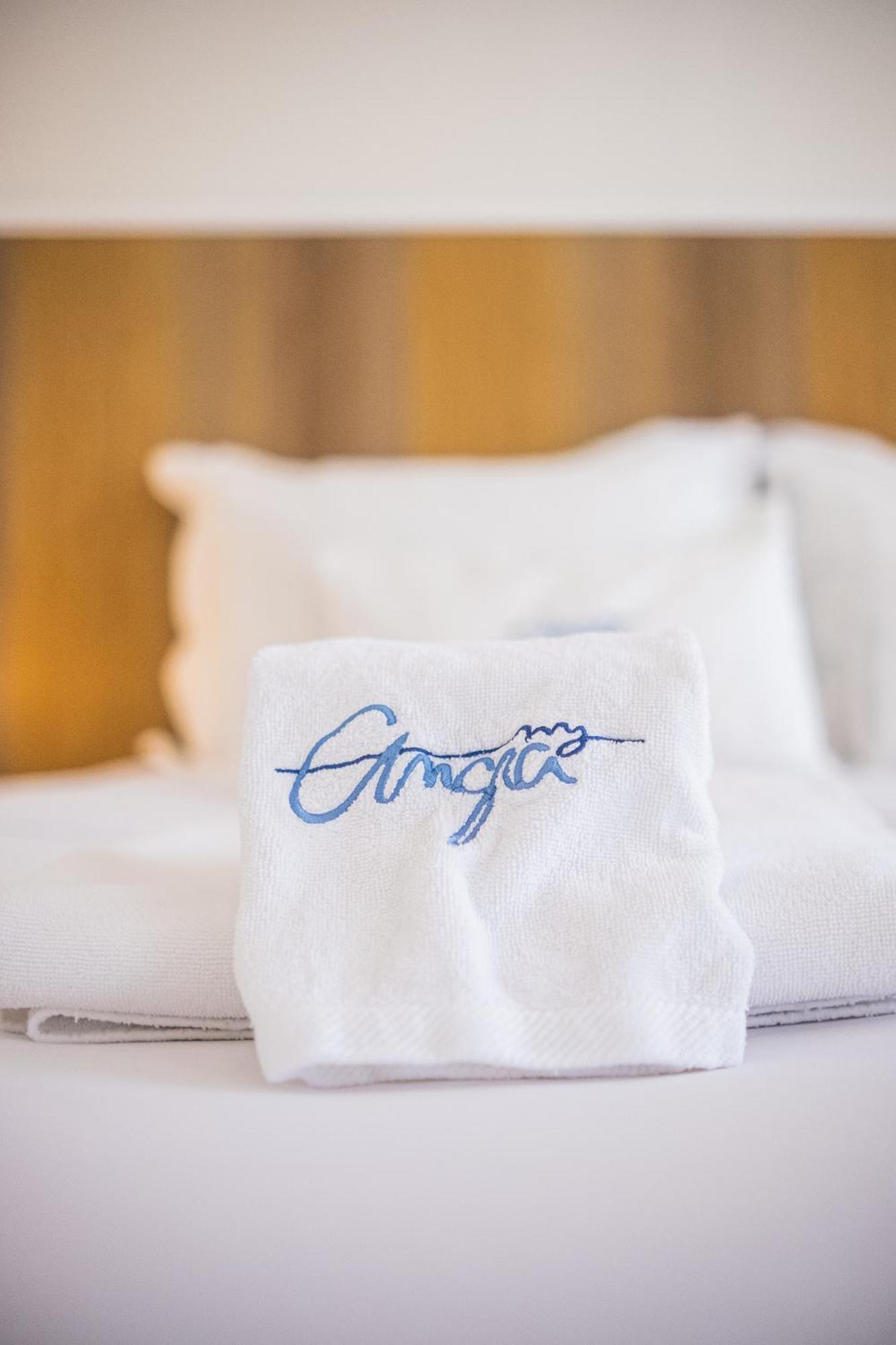 My Angra Charming House Hotel Angra do Heroismo Bagian luar foto